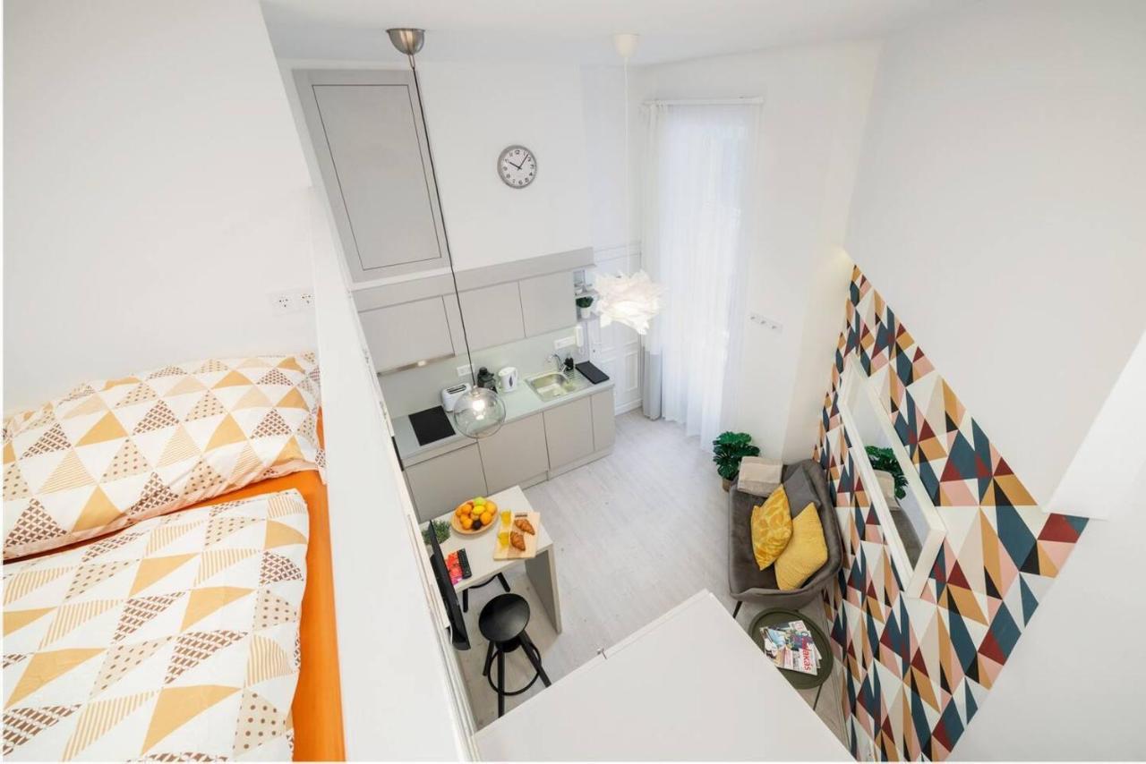 Bpr Astro Studio Home Будапеща Екстериор снимка